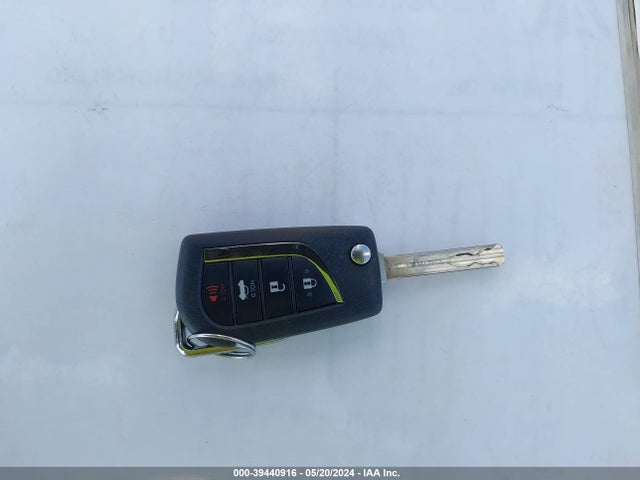Toyota CAMRY LE 2020 4T1C11AK0LU933390 Image 11