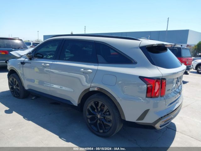 5XYRKDLF4NG099562 KIA SORENTO SX