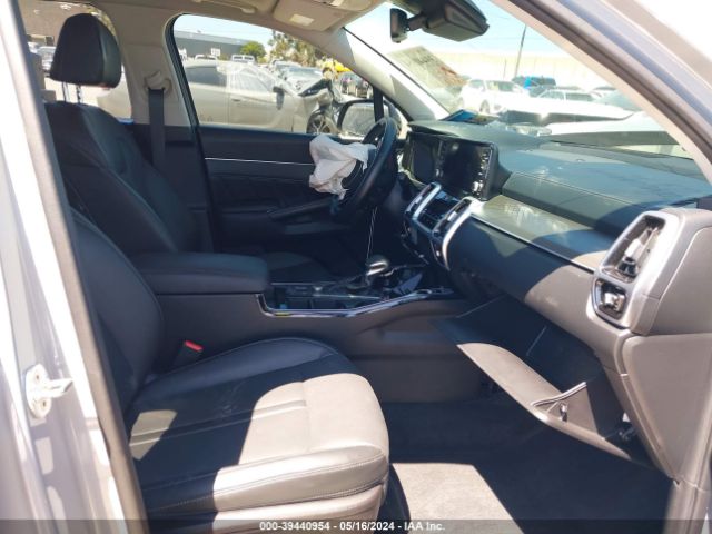 5XYRKDLF4NG099562 KIA SORENTO SX