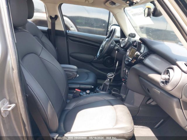 WMWXU1C5XJ2F79195 Mini Hardtop Cooper