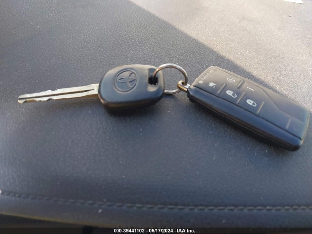 Toyota COROLLA L 2015 5YFBURHE7FP189049 Image 11