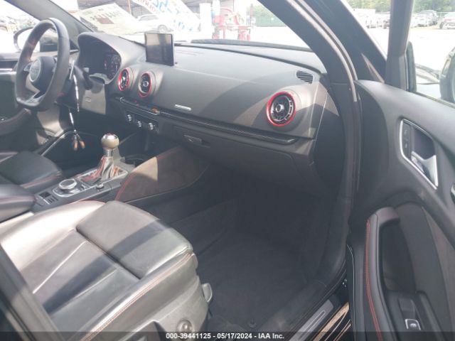 2019 AUDI RS 3 WUABWGFF4KA904350 Photo 4