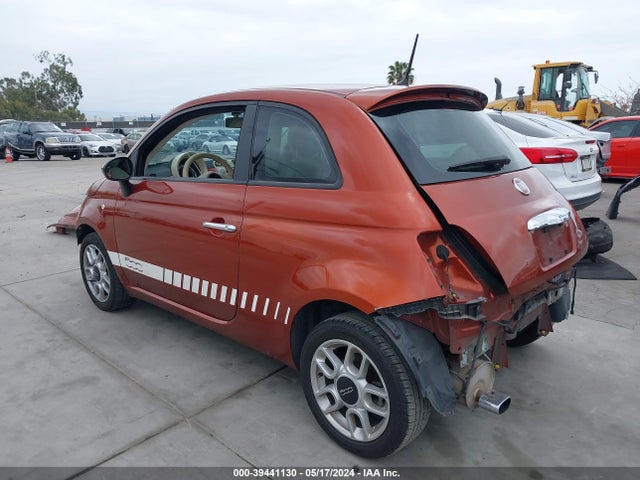 2013 FIAT 500 3C3CFFAR2DT560482 Photo 2