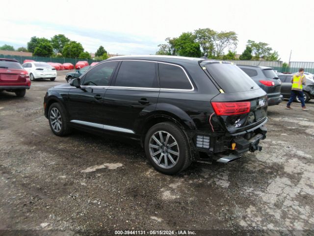 WA1LHAF77KD042932 Audi Q7 45 Premium