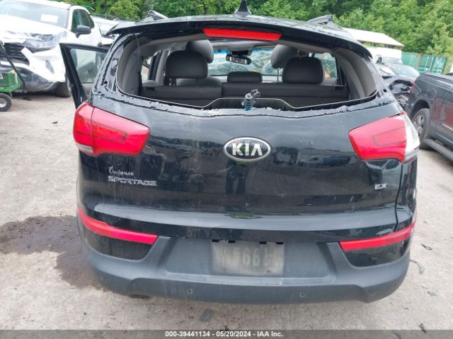 KNDPCCAC4F7718568 KIA Sportage Ex