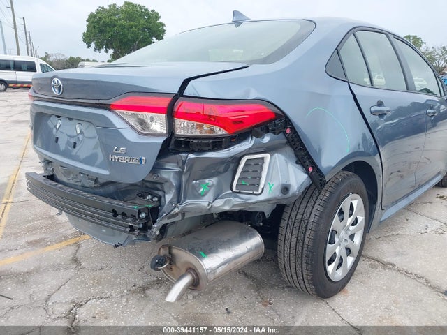 Toyota Corolla Hybrid Le 2024 JTDBCMFE3R3044581 Image 6