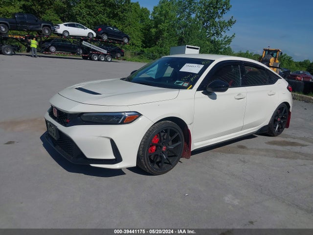 Honda Civic Type R Touring 2023 JHMFL5G47PX002268 Image 2