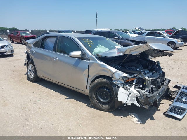 Toyota CAMRY LE 2017 4T1BF1FK5HU780244 главное изображение