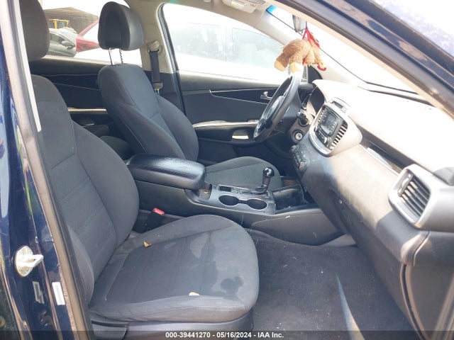 5XYPG4A50GG011189 KIA Sorento 3.3l Lx