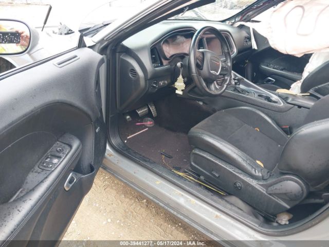 2C3CDZAG4JH310509 Dodge Challenger Sxt Plus