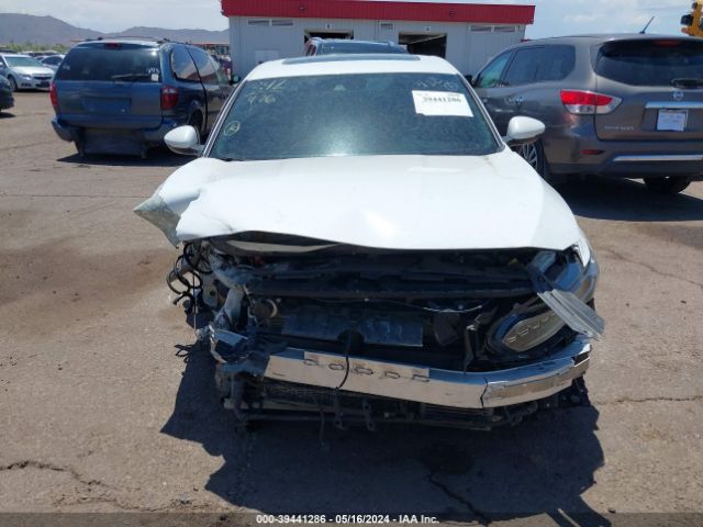 1HGCV3F99MA019590 Honda Accord Hybrid Touring
