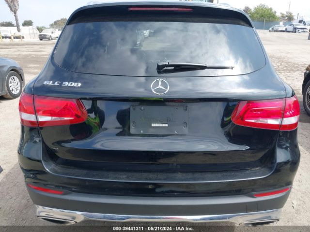 WDC0G4JB8JV058763 Mercedes-Benz GLC 300