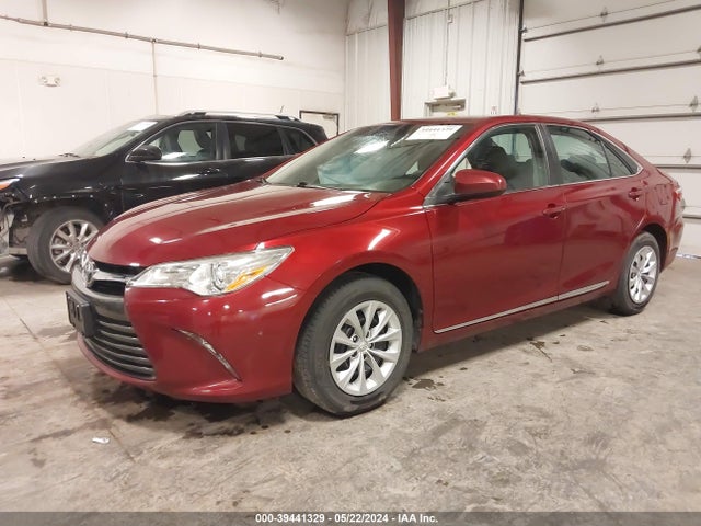 Toyota CAMRY LE 2017 4T1BF1FKXHU676865 Image 2