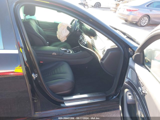 WDDUG8DB7KA443434 Mercedes-Benz S 560