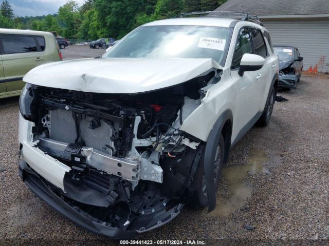 5N1DR3BC1RC232209 Nissan Pathfinder Sv 4wd