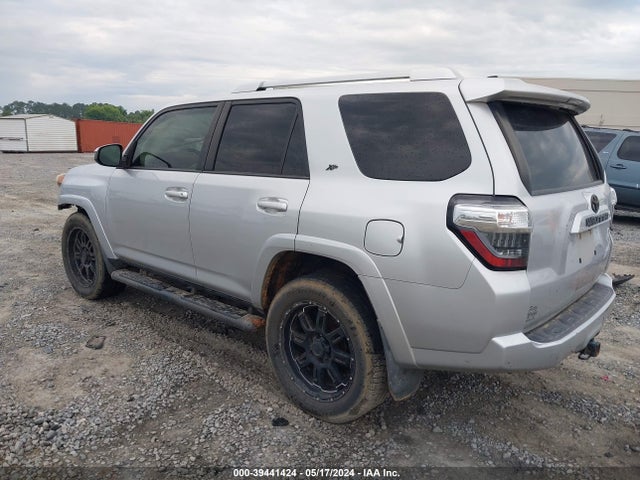 Toyota 4RUNNER SR5 2016 JTEZU5JRXG5124520 Image 3