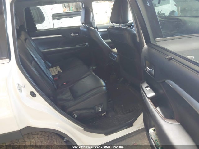 Toyota Highlander Xle 2017 5TDJZRFH1HS453600 Image 8