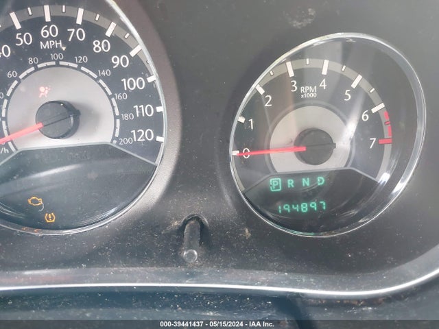 1C3CCBAB8EN170511 Chrysler 200 LX
