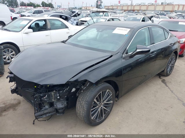 58ADA1C18PU035210 Lexus ES 300H