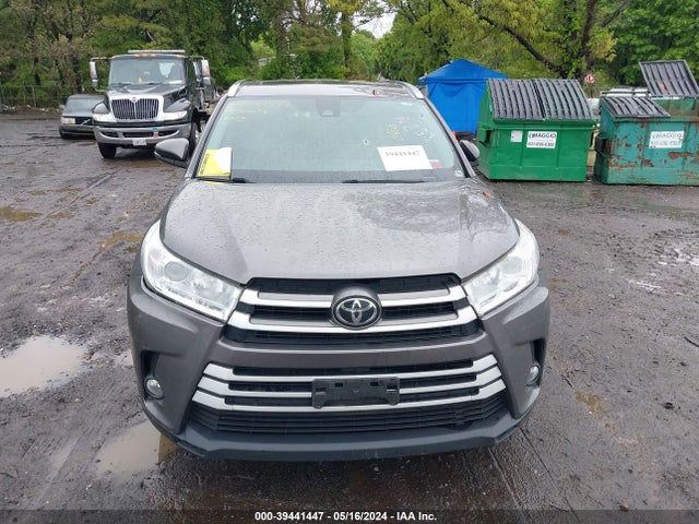 Toyota Highlander Xle 2019 5TDJZRFH0KS604904 Image 12