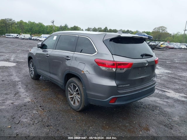 Toyota Highlander Xle 2019 5TDJZRFH0KS604904 Image 3