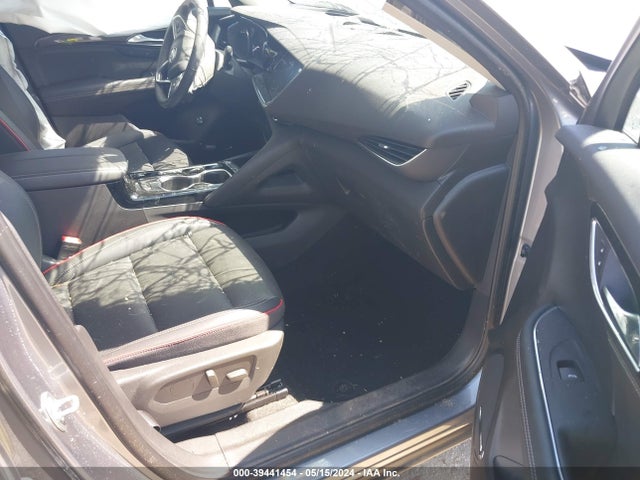 Buick Envision Awd Essence 2022 LRBFZPR42ND062545 Image 5