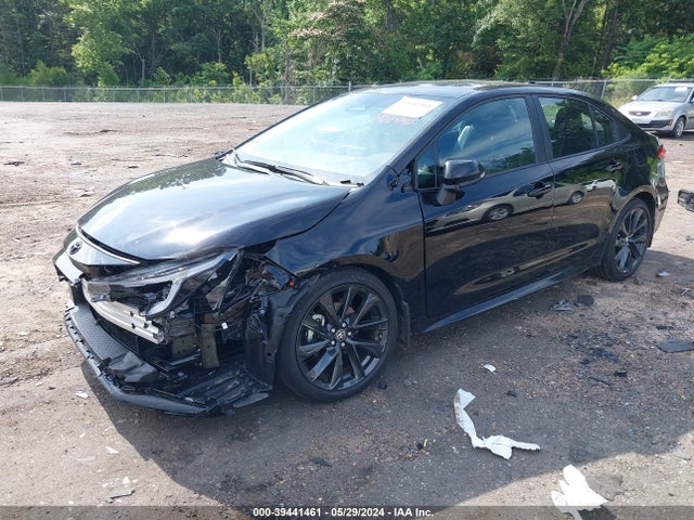 Toyota COROLLA SE 2024 5YFS4MCE5RP182468 Image 2