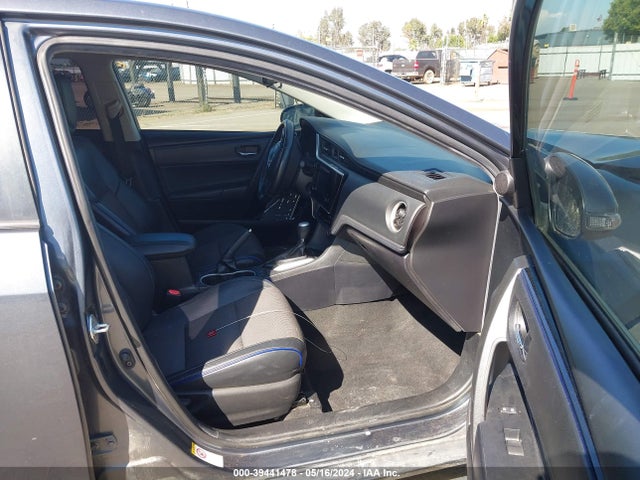 Toyota COROLLA SE 2019 2T1BURHE0KC141175 Image 5