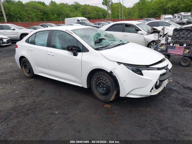 Toyota COROLLA LE 2020 5YFEPRAE6LP116748 головне зображення