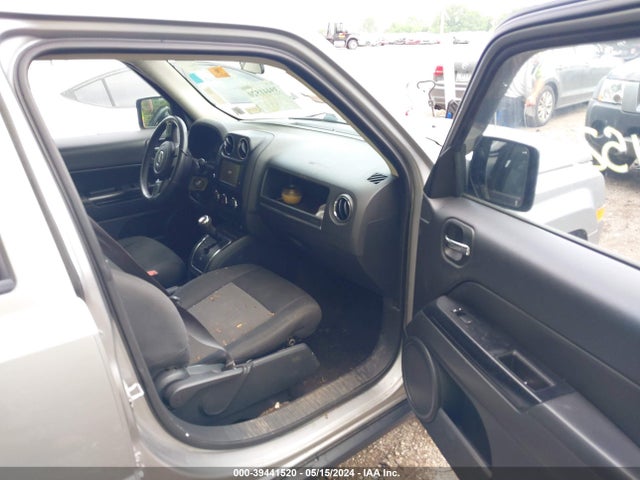 Jeep Patriot Latitude 2015 1C4NJRFB0FD292847 Image 5