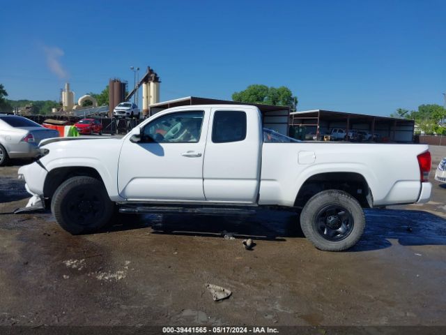 5TFRX5GN1HX085645 Toyota Tacoma Sr