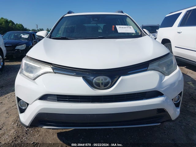 Toyota Rav4 Xle 2017 JTMWFREV8HD104659 Image 12