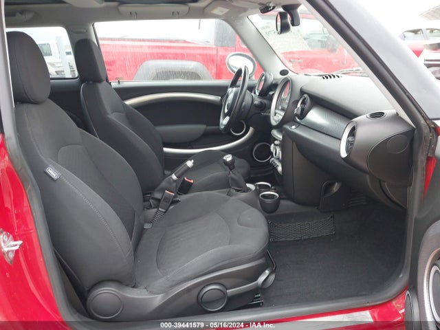 2007 MINI COOPER S WMWMF73557TT81625 Photo 4