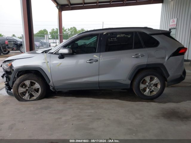2T3RWRFV6KW038196 Toyota Rav4 Hybrid Xle