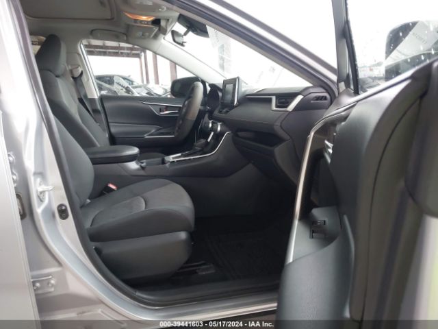 2T3RWRFV6KW038196 Toyota Rav4 Hybrid Xle