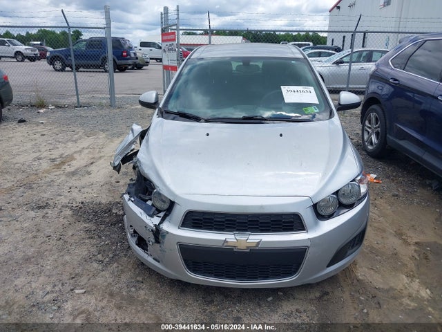 Chevrolet Sonic Lt Auto 2015 1G1JC6SH9F4147817 Image 16
