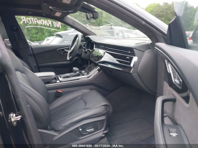 WA1FVAF19KD037121 Audi Q8 55 Premium