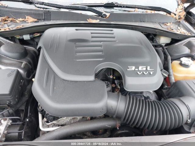 2C3CCAGG2EH179713 Chrysler 300 300s