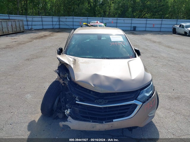 Chevrolet EQUINOX LS 2018 2GNAXHEVXJ6272736 Image 12
