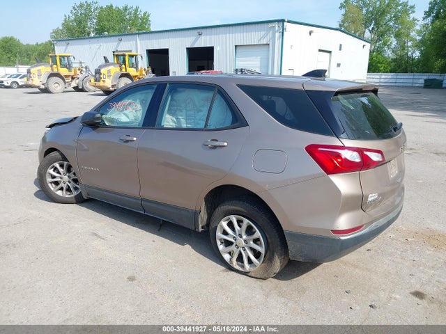 Chevrolet EQUINOX LS 2018 2GNAXHEVXJ6272736 Image 3