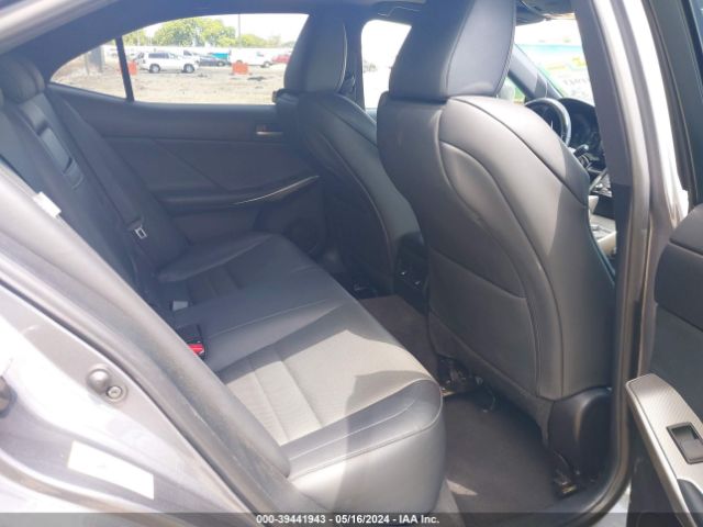 JTHBA1D26J5071035 Lexus IS 300