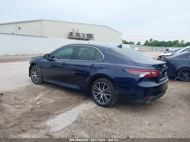 4T1F31AK1NU034015 Toyota Camry Xle Hybrid