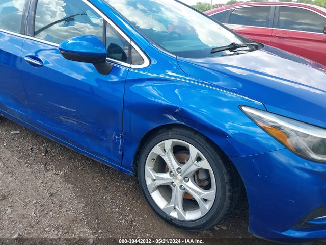 Chevrolet Cruze Premier Auto 2017 1G1BF5SMXH7116211 Image 6