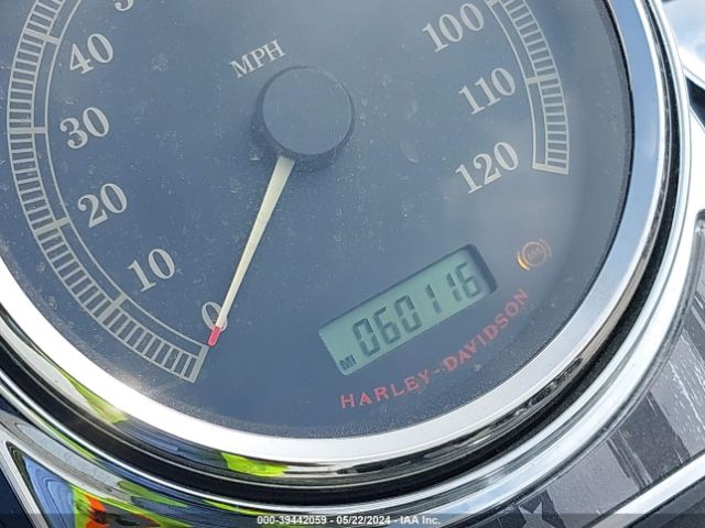 2010 HARLEY-DAVIDSON FLHRC 1HD1FR415AB626352 Photo 6