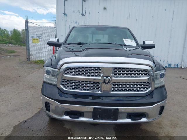 1C6RR7NT3HS661375 RAM 1500 Laramie  4x4 5'7 Box