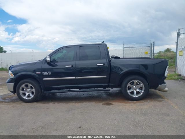 1C6RR7NT3HS661375 RAM 1500 Laramie  4x4 5'7 Box