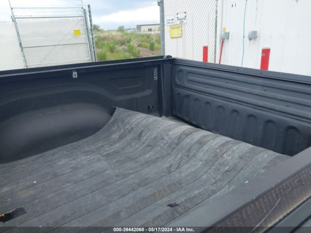 1C6RR7NT3HS661375 RAM 1500 Laramie  4x4 5'7 Box