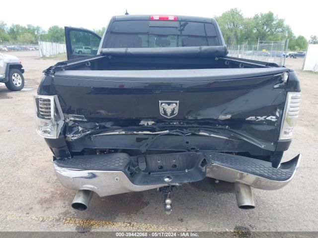 1C6RR7NT3HS661375 RAM 1500 Laramie  4x4 5'7 Box