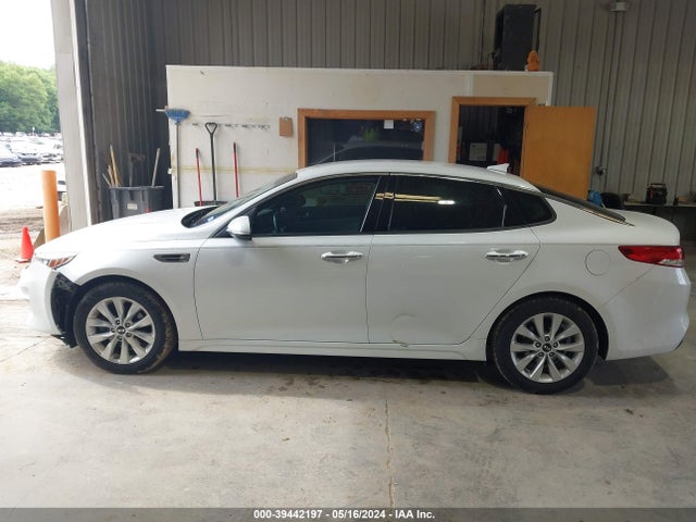 KIA OPTIMA EX 2018 5XXGU4L32JG227061 Image 15