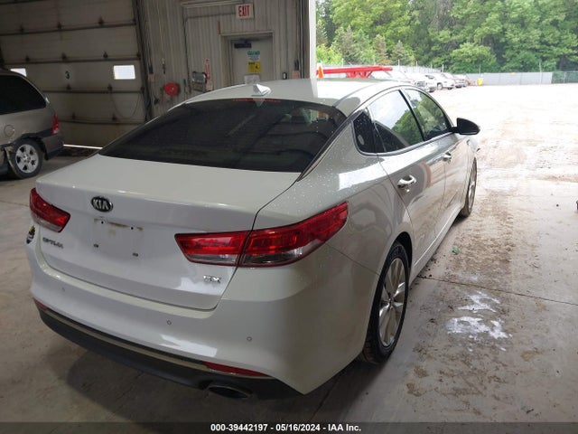 KIA OPTIMA EX 2018 5XXGU4L32JG227061 Image 4